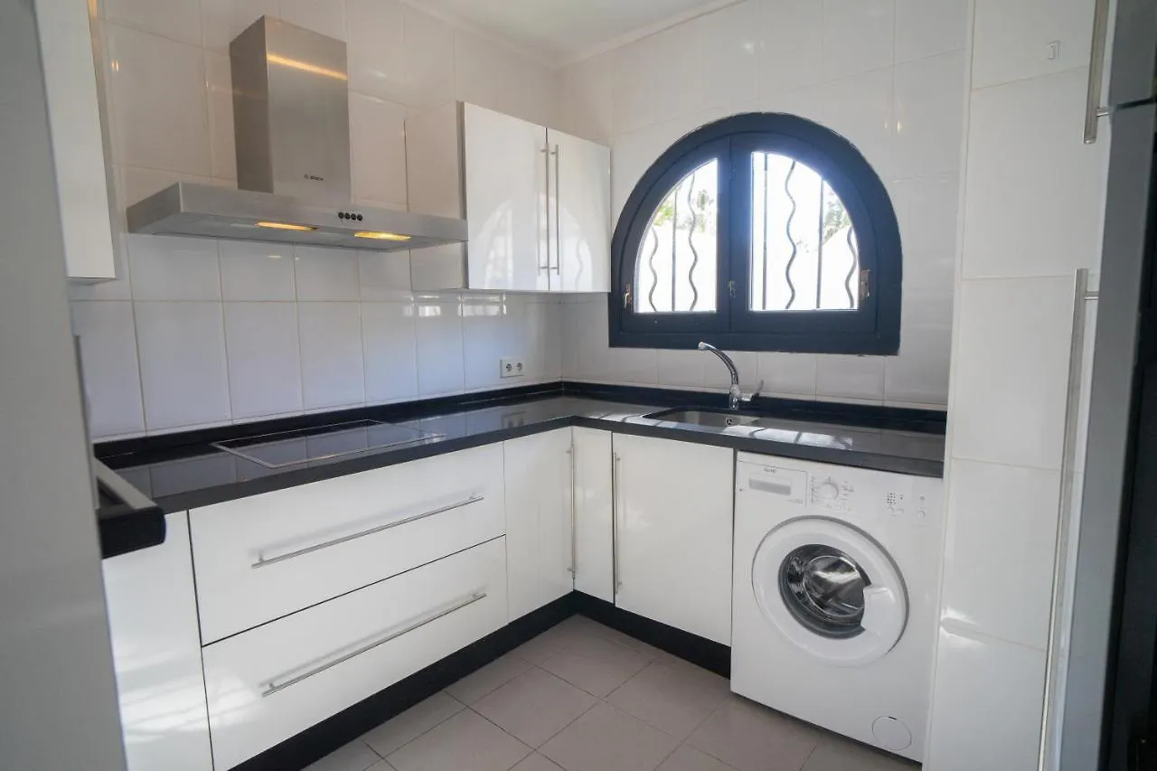 Pequena Villa Samisol Marbella Holiday home
