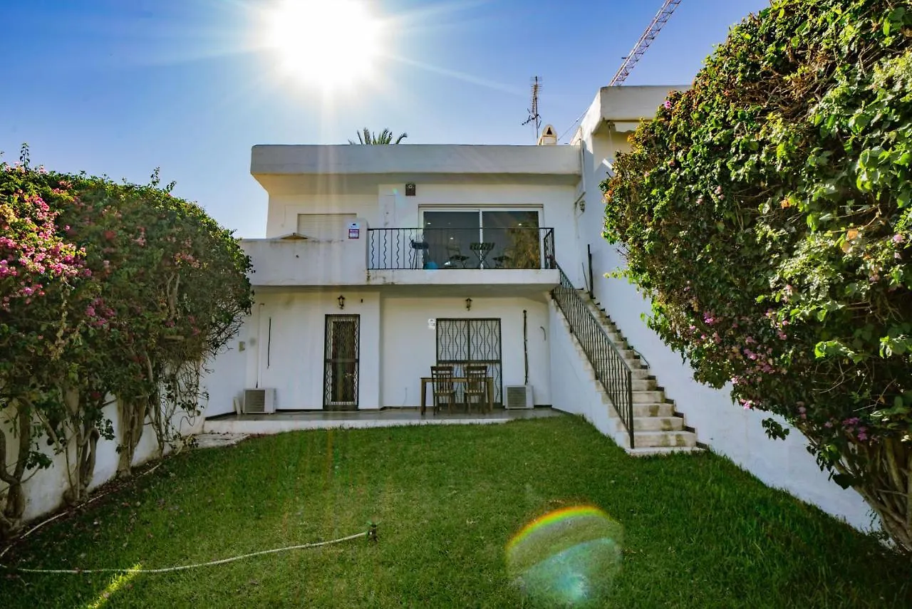 Pequena Villa Samisol Marbella Spain