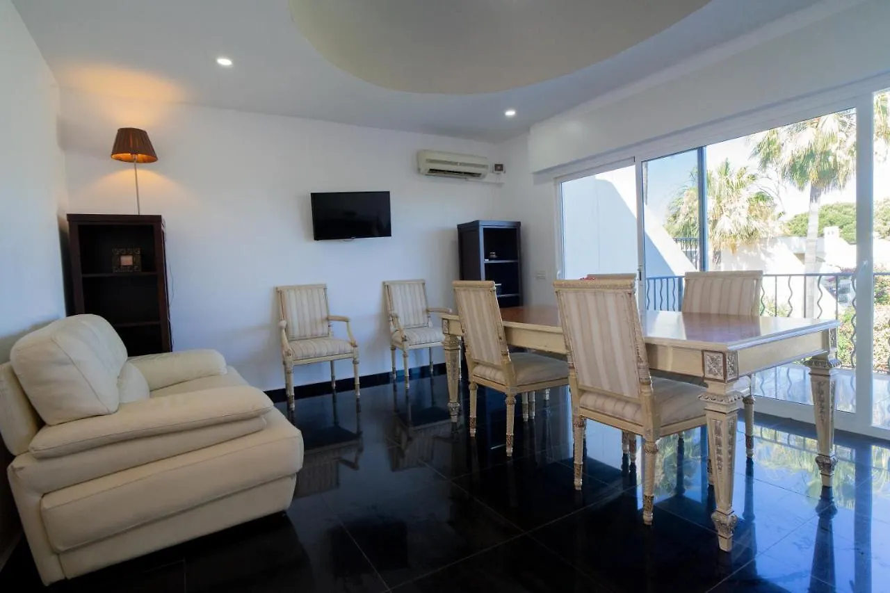 Pequena Villa Samisol Marbella