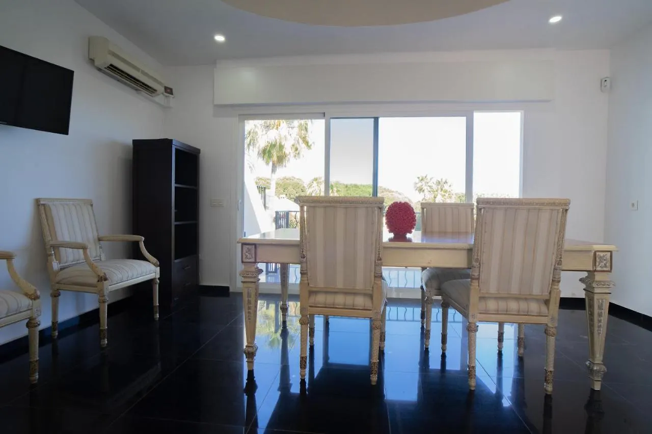 Сasa de vacaciones Pequena Villa Samisol Marbella